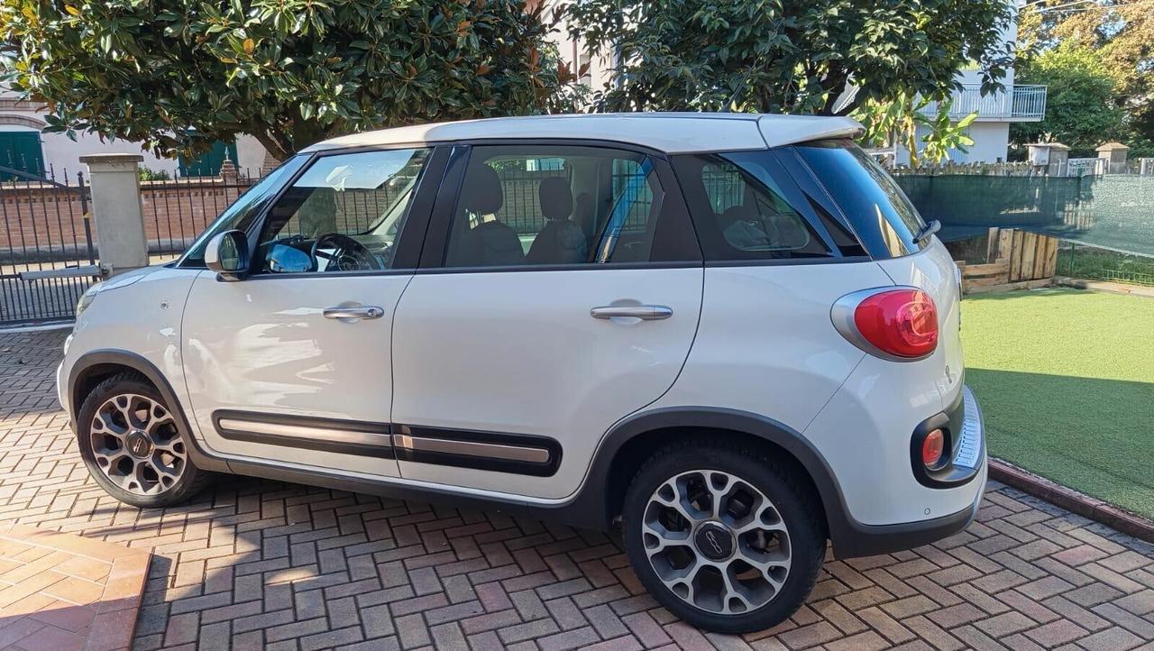 Fiat 500L TDI 1300CC-TREKING (IN ARRIVO) FULL OPTIONAL-ANNO 2015-KM145000-UNICO PROPRIETARIO-NEO PATENTATI