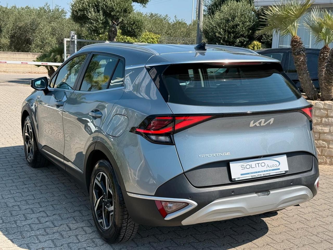 Nuova Kia Sportage 1.6 CRDi Ibrida DCT Business Line