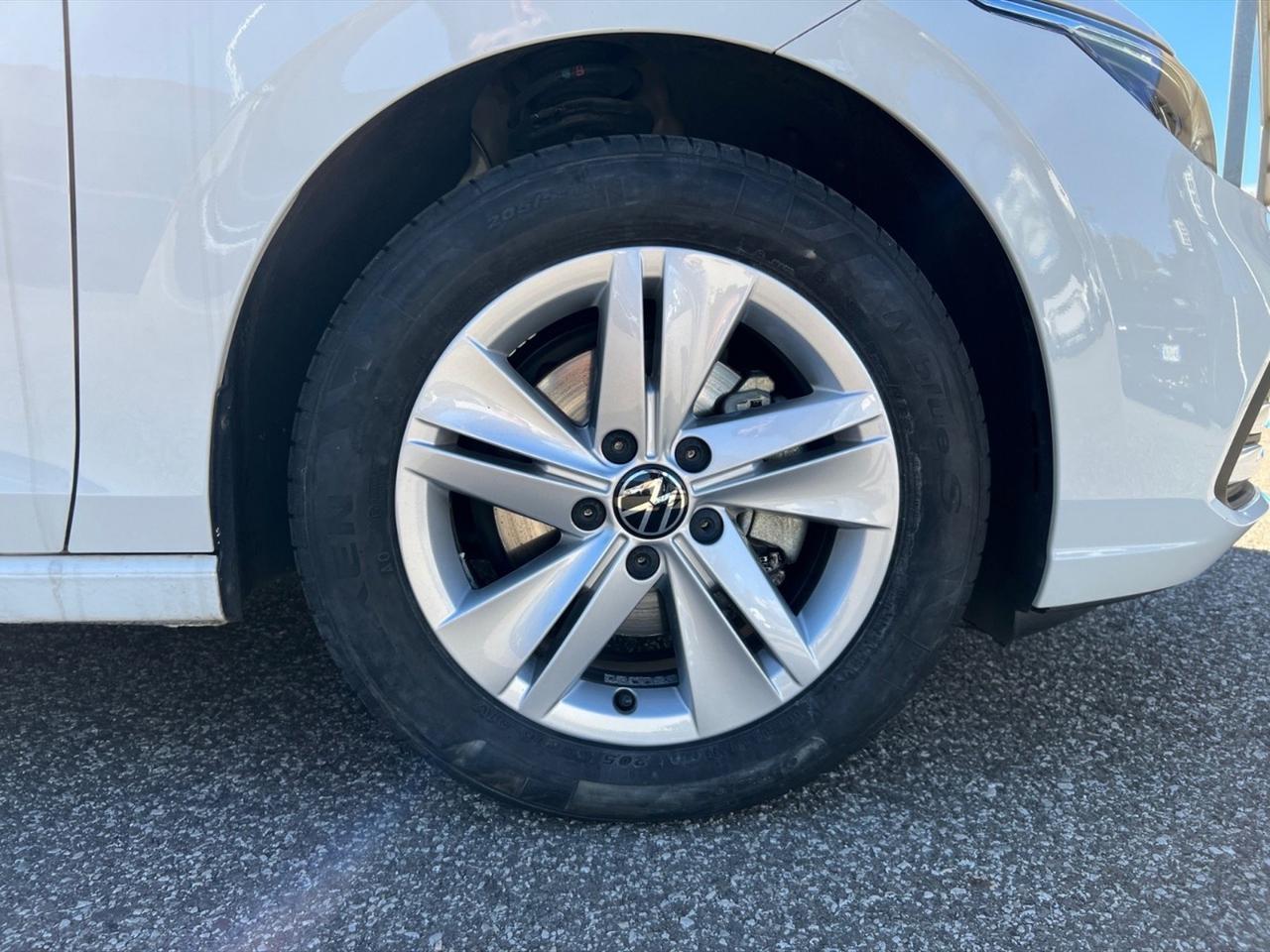 Volkswagen Golf 1.5 tsi evo life 130cv