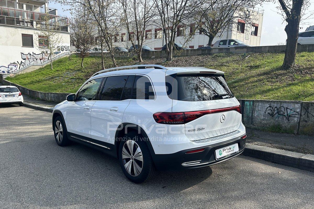 MERCEDES EQB 250+ Sport