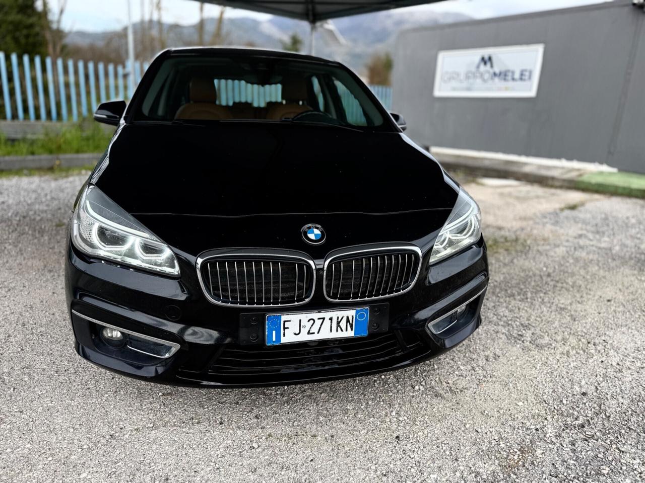 Bmw 216d Active Tourer Luxury *PELLE*FARI LED