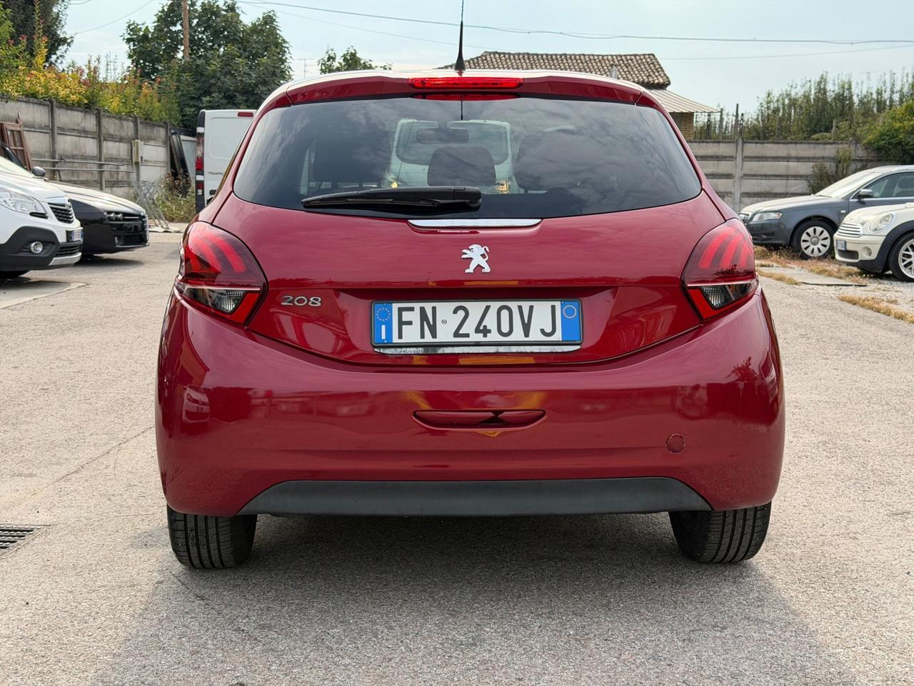 Peugeot 208 PureTech 82 5 porte Allure