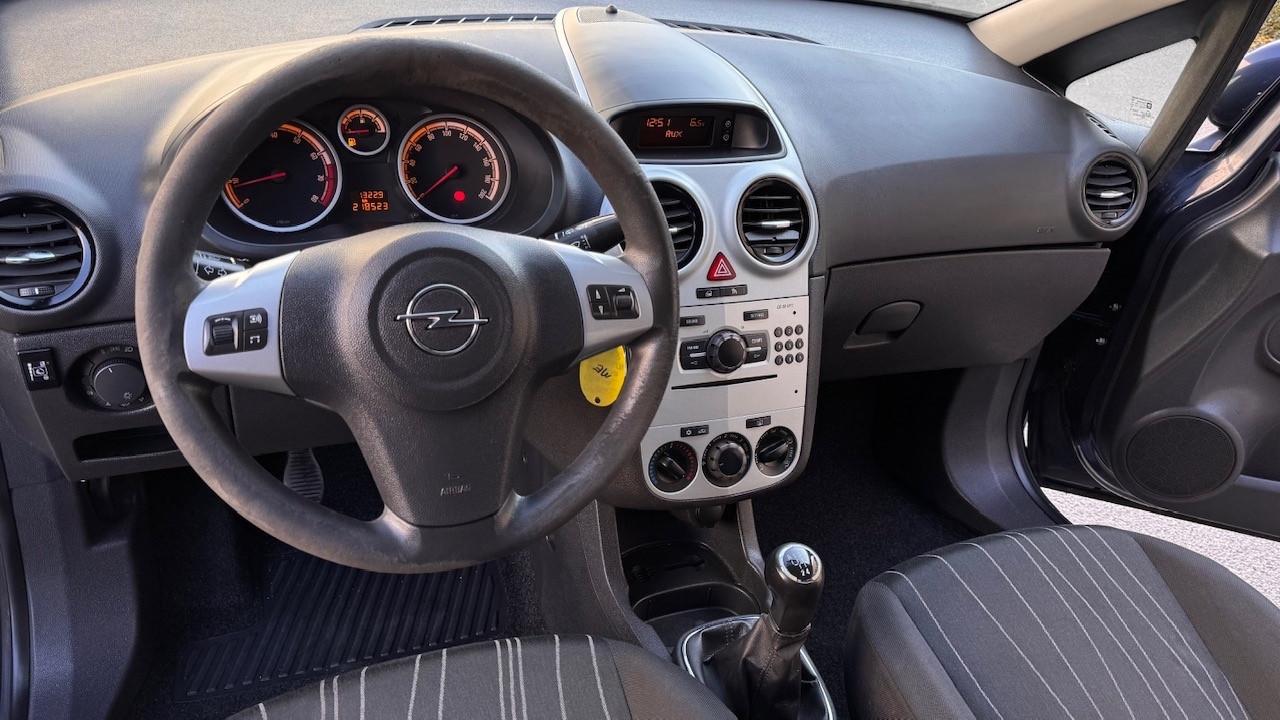 Opel Corsa 1.2 3 porte Enjoy GPL