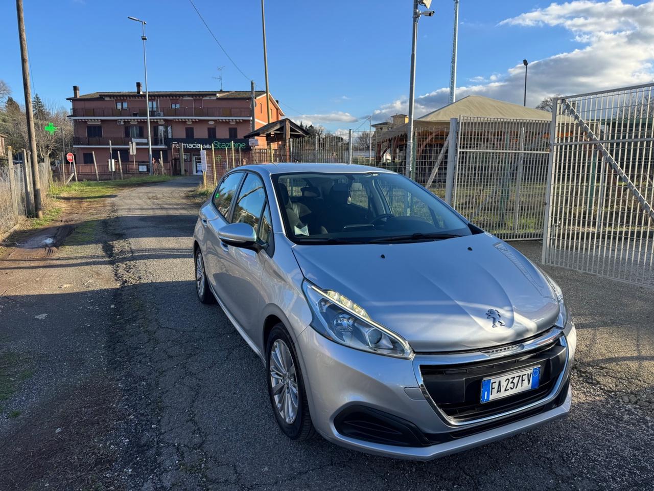 Peugeot 208 PureTech 82 5 porte Active NEOPATENTATI