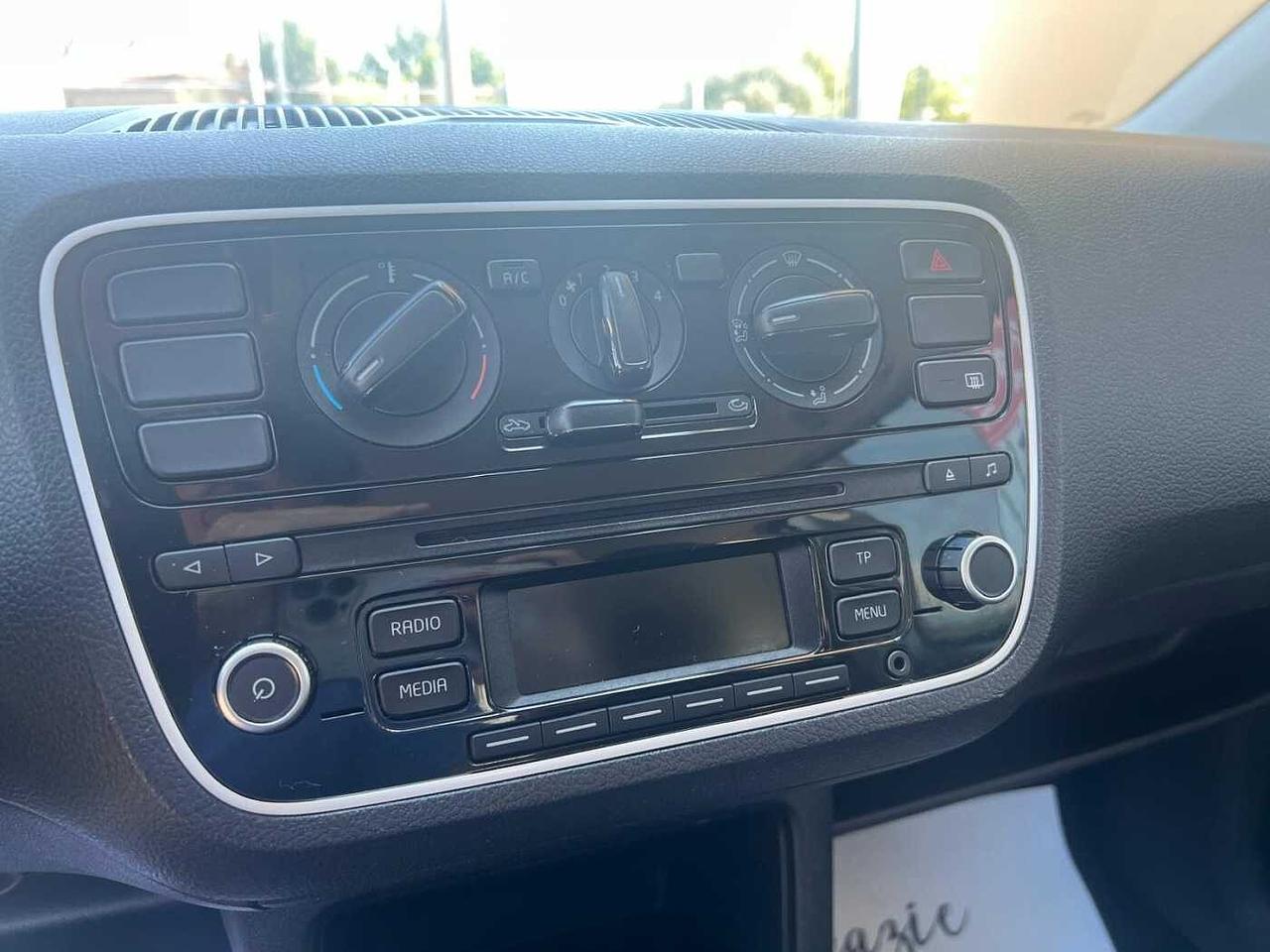 Volkswagen up! 1.0 3p. move