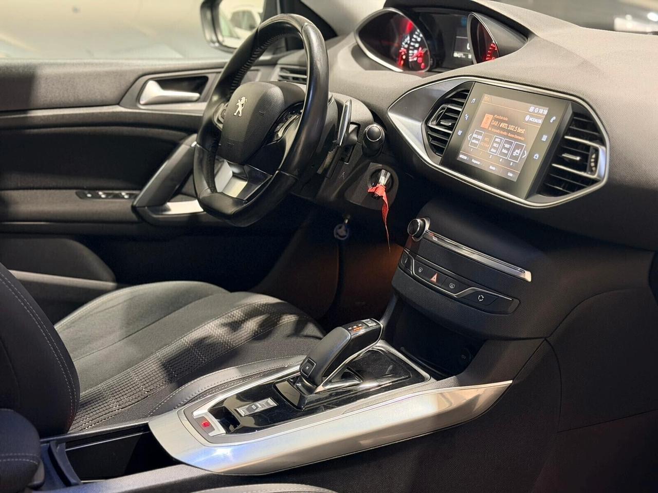 Peugeot 308 BlueHDi 130 S&S Allure