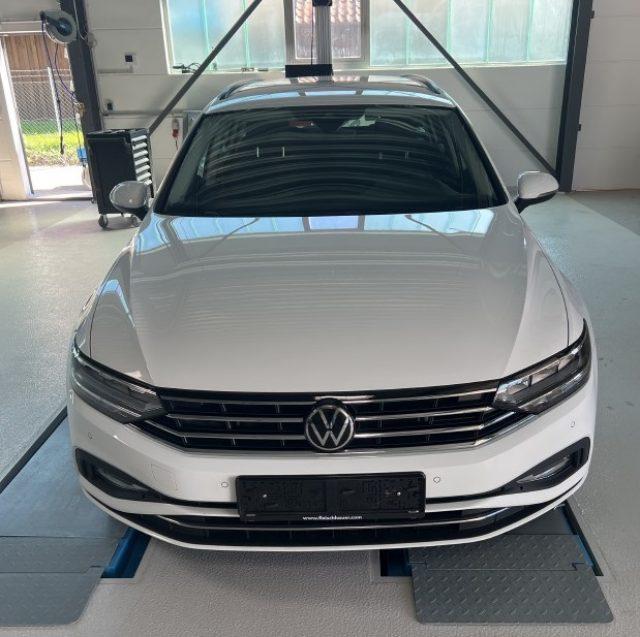 VOLKSWAGEN Passat Variant 2.0 TDI SCR DSG Business #ganciotraino