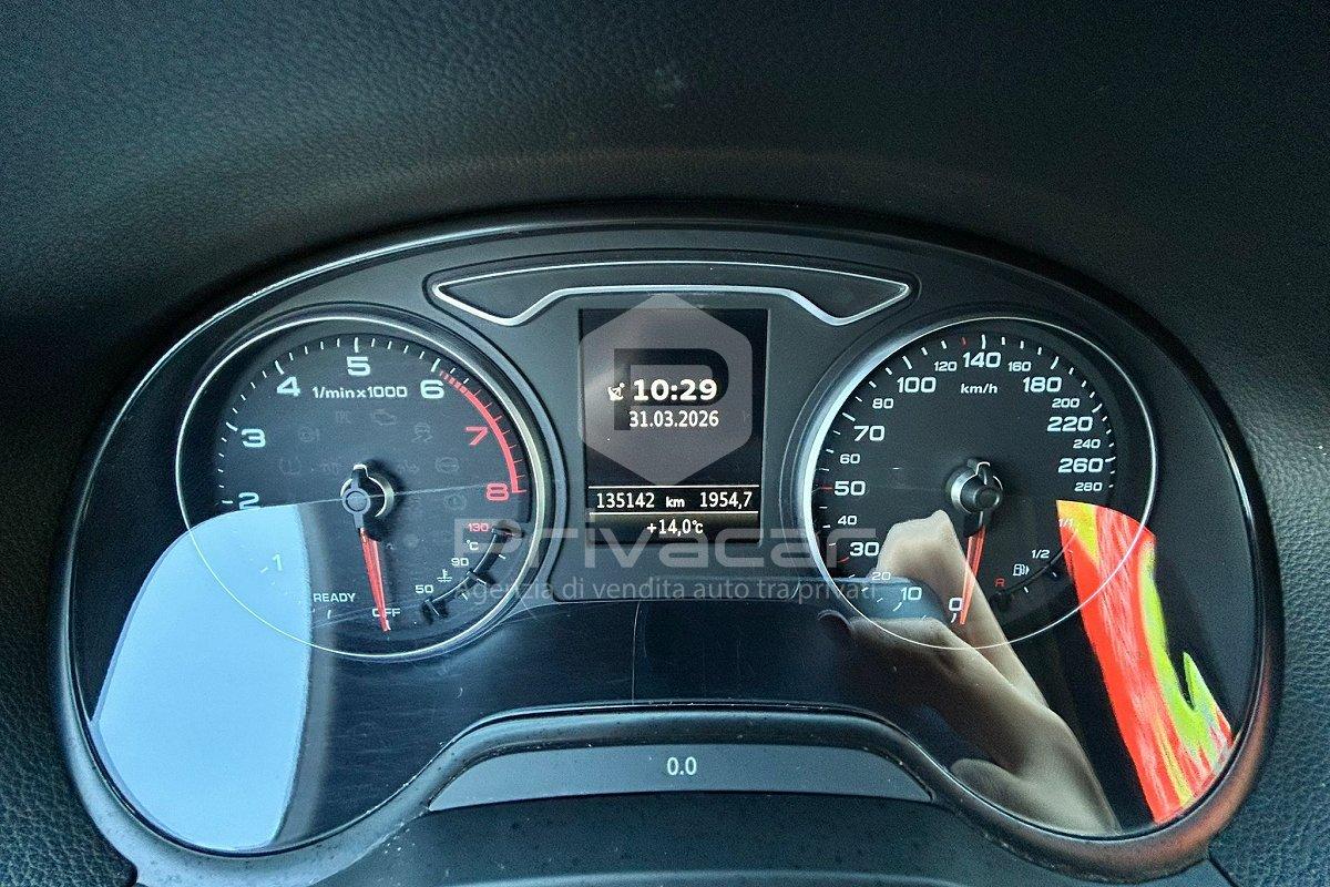 AUDI Q2 35 TFSI S tronic Identity Black