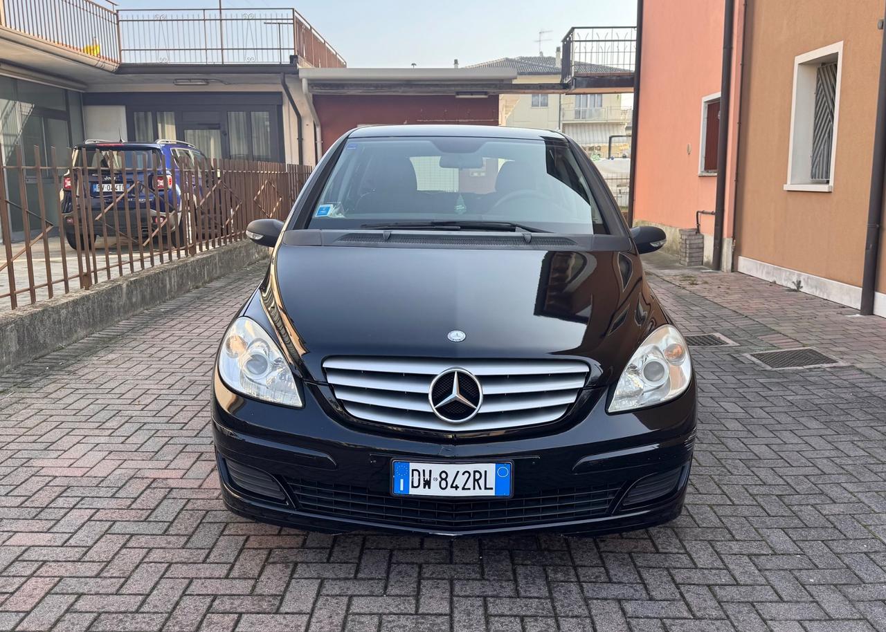 Mercedes-benz B 180 CDI Ok Neopatentati
