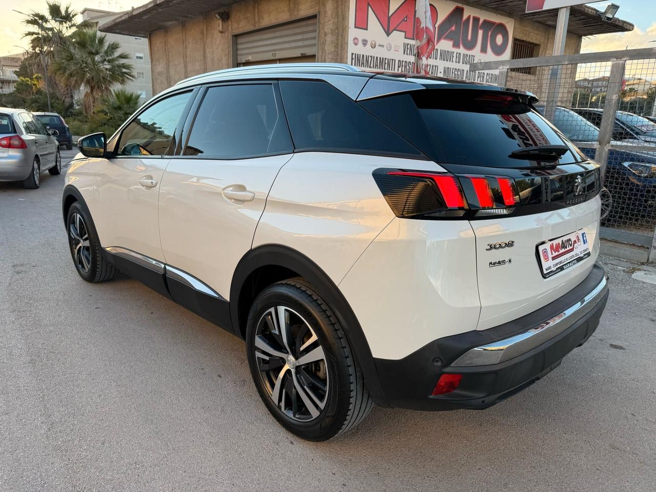 Peugeot 3008 BlueHDi 130 S&S Allure