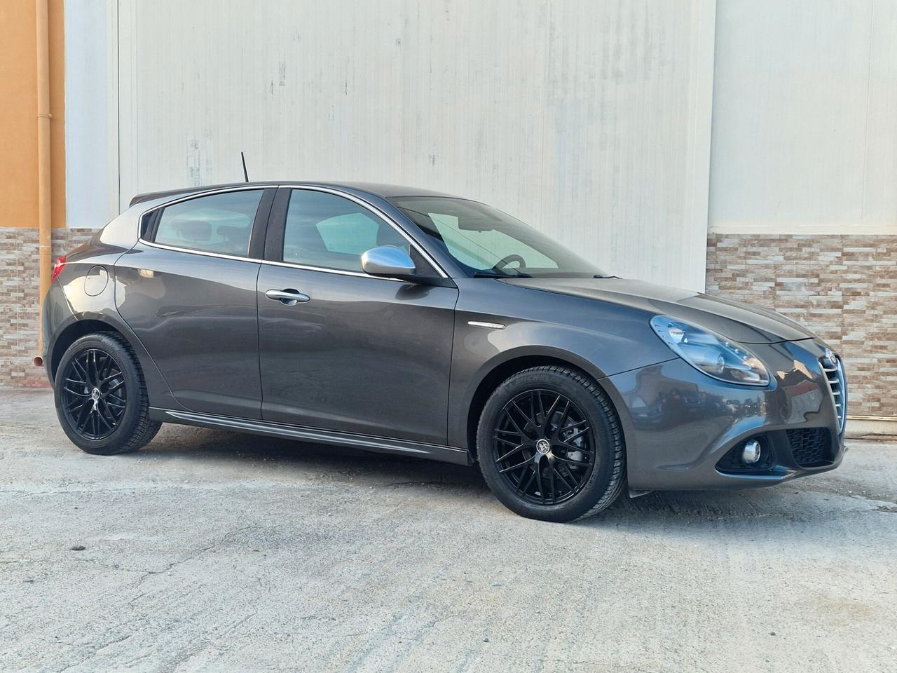Alfa Romeo Giulietta 1.6 JTDm-2 105 CV Distinctive