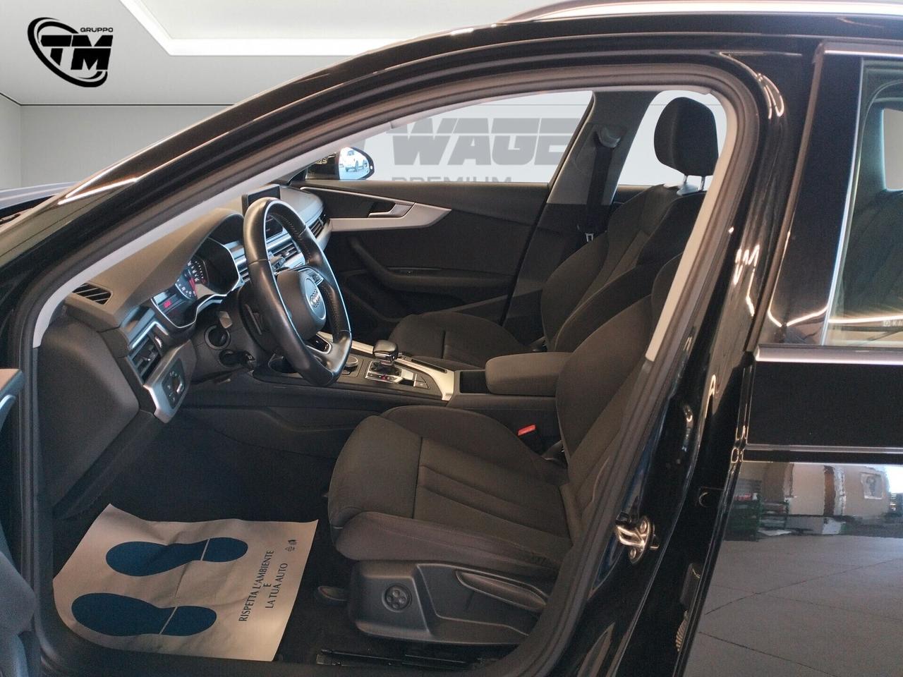 Audi A4 Avant 30 TDI S tronic Business