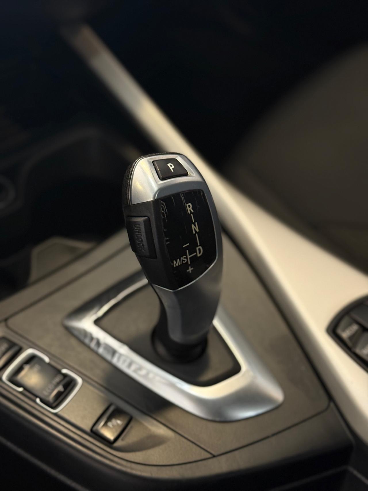 Bmw 116 116d 5p. Advantage