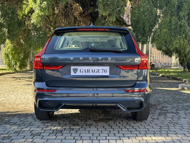 VOLVO XC60 B4 (d) AWD auto Ultimate Dark Gancio Originale