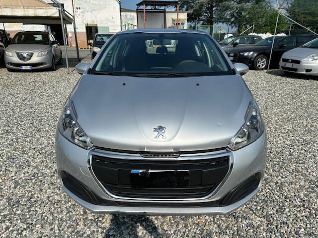 Peugeot 208 PEUGEOT 208 1.2 GPL 5 PORTE