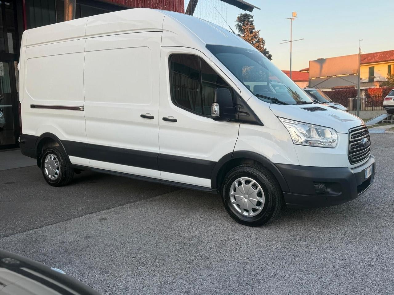 Furgone FORD Transit 330 2.0TDCi Eco Blue Trend Passo medio, Tetto alto