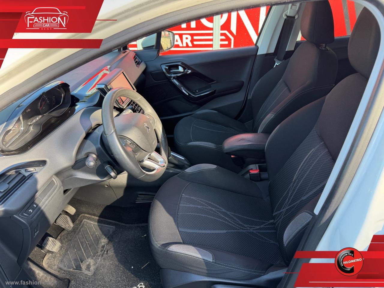 PEUGEOT 208 1.4 HDi 68 CV 5p. Business