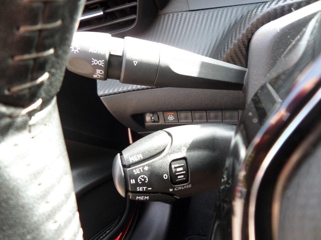 PEUGEOT 208 PURETECH 1.2 5P ACTIVE PACK - Apple CarPlay-AndroidAuto-Park-Lega 16"