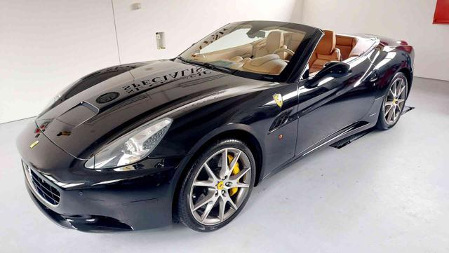 FERRARI California 13000km pari al nuovo IVA esposta