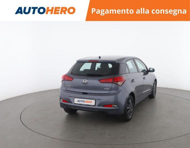 HYUNDAI i20 1.2 84 CV 5 porte Blackline