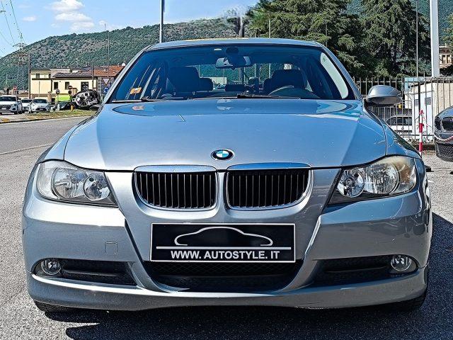 BMW 318 i cat BERLINA E90
