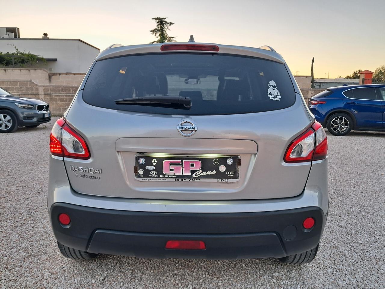 Nissan Qashqai TEKNA 1.6 GPL-TETTO*NAVI*TELECAMERA