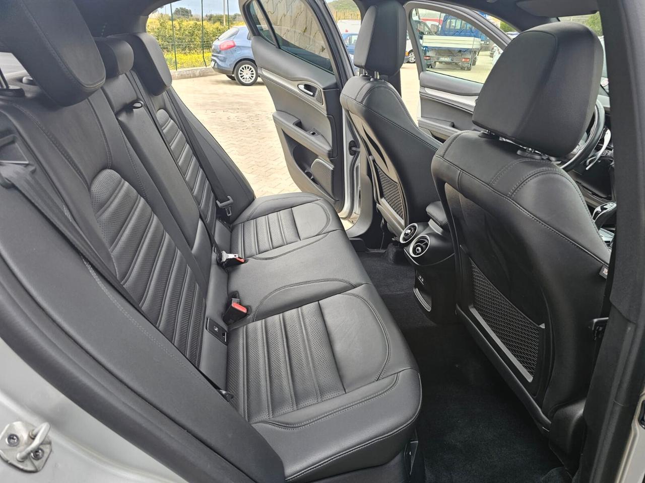 ALFA ROMEO STELVIO 2.2 Q4 VELOCE 210CV TETTO