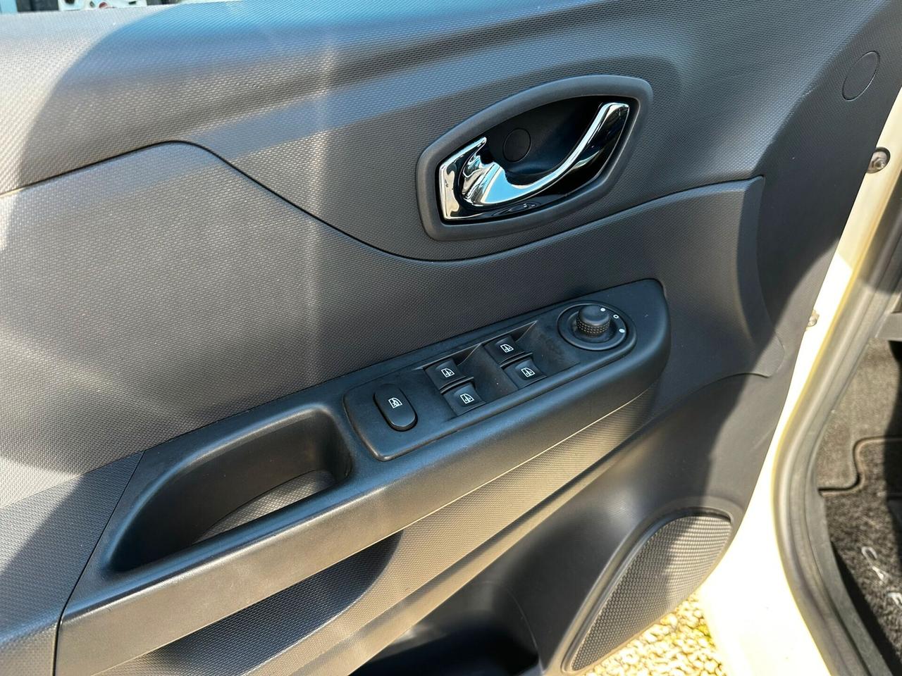 Renault Captur 1.5 dCi Neopatentati Ok Ztl