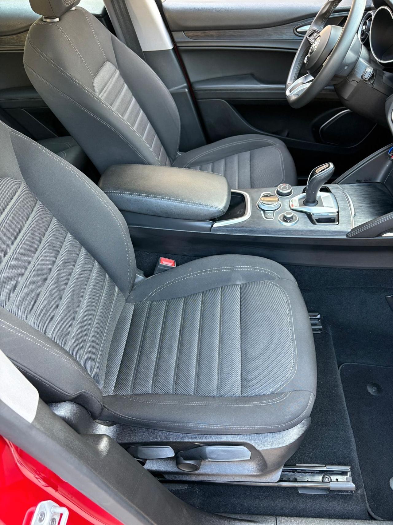 ALFA Stelvio Q4 2.2Mjt S&S Bus. 190Cv AT8 -11-2021