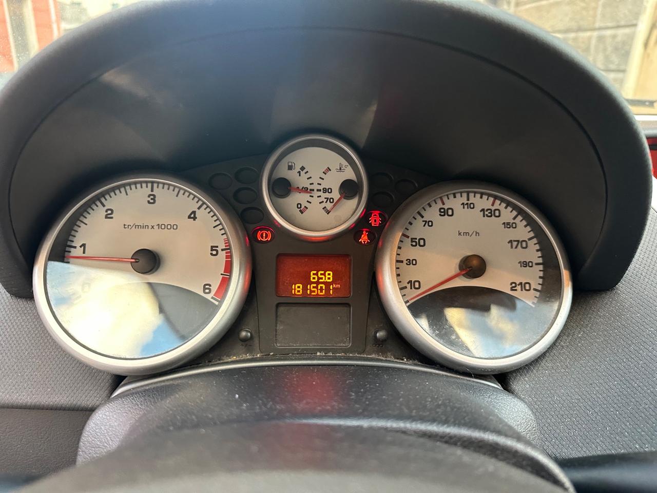 Peugeot 207 1.4 HDi 70CV 3p. X Line