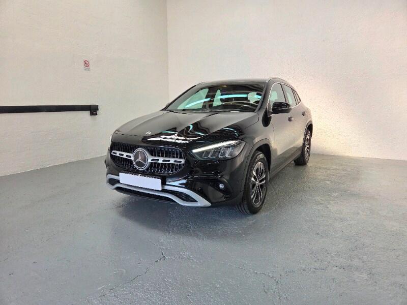 MERCEDES GLA (H247) GLA 180 Automatic ...