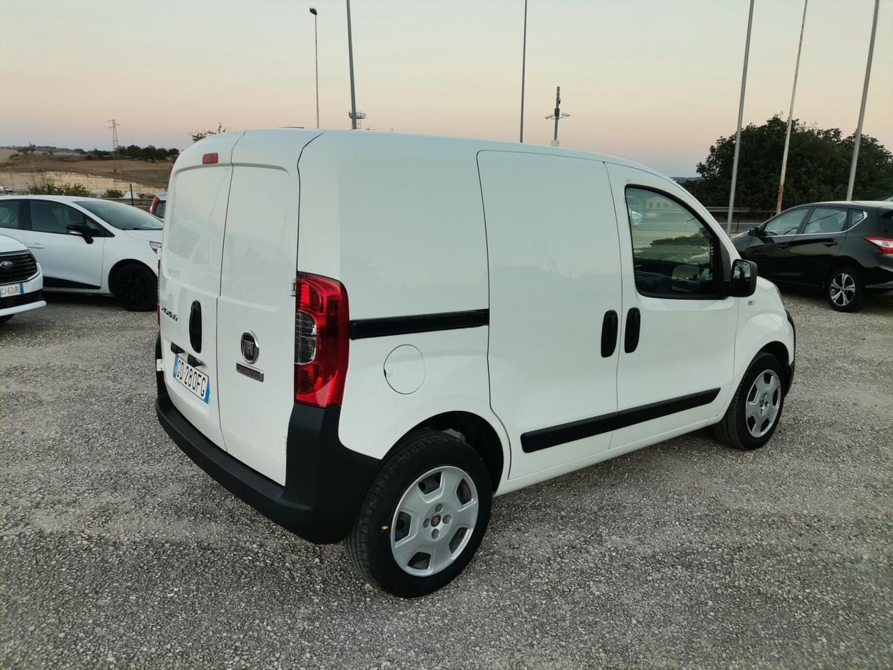 Fiat Fiorino 1.3 MJT 95CV Cargo SX