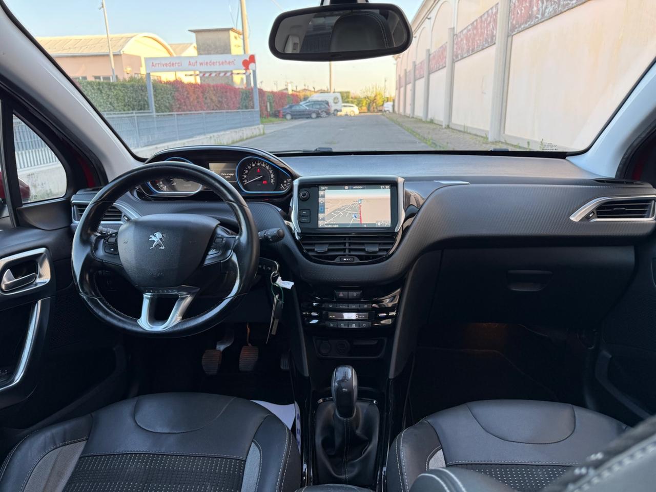 Peugeot 2008 BlueHDi 100 Allure