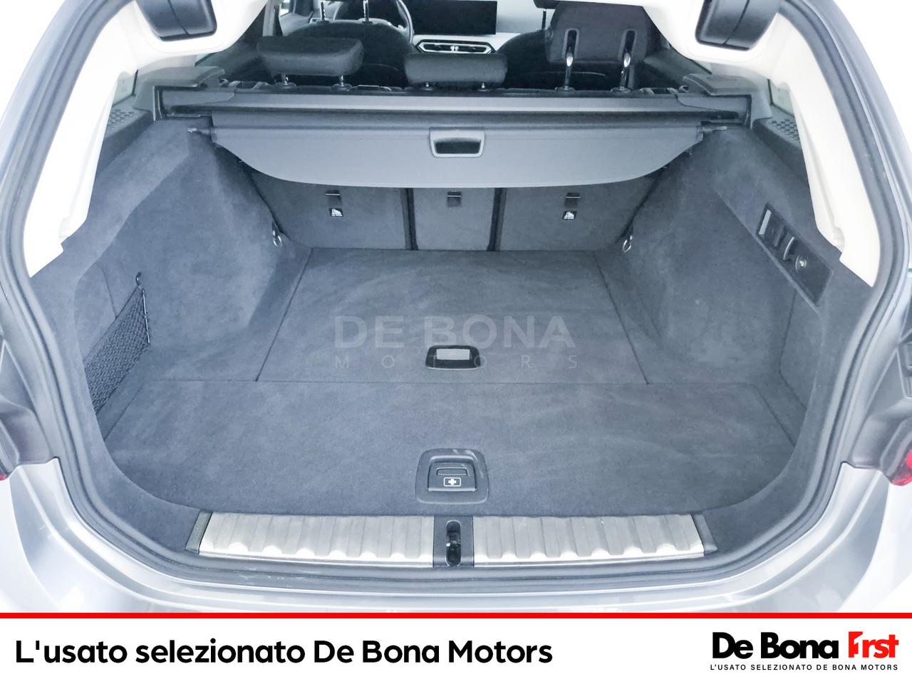 BMW Serie 3 320d touring mhev 48v xdrive auto