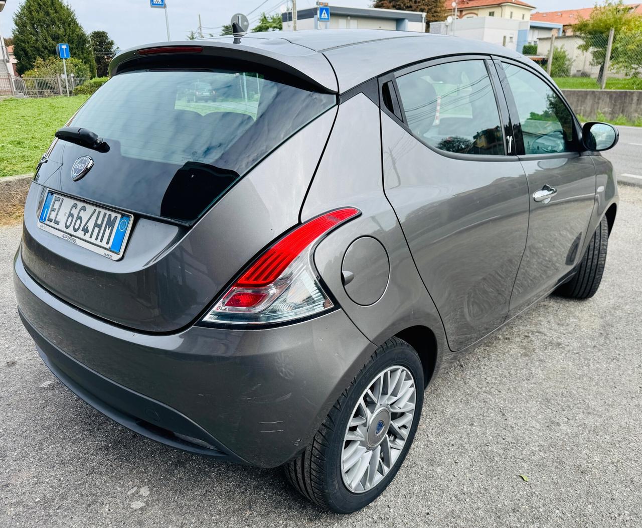 Lancia Ypsilon 1.2 69 CV 5 porte S&S Platinum!!!!!!!!!