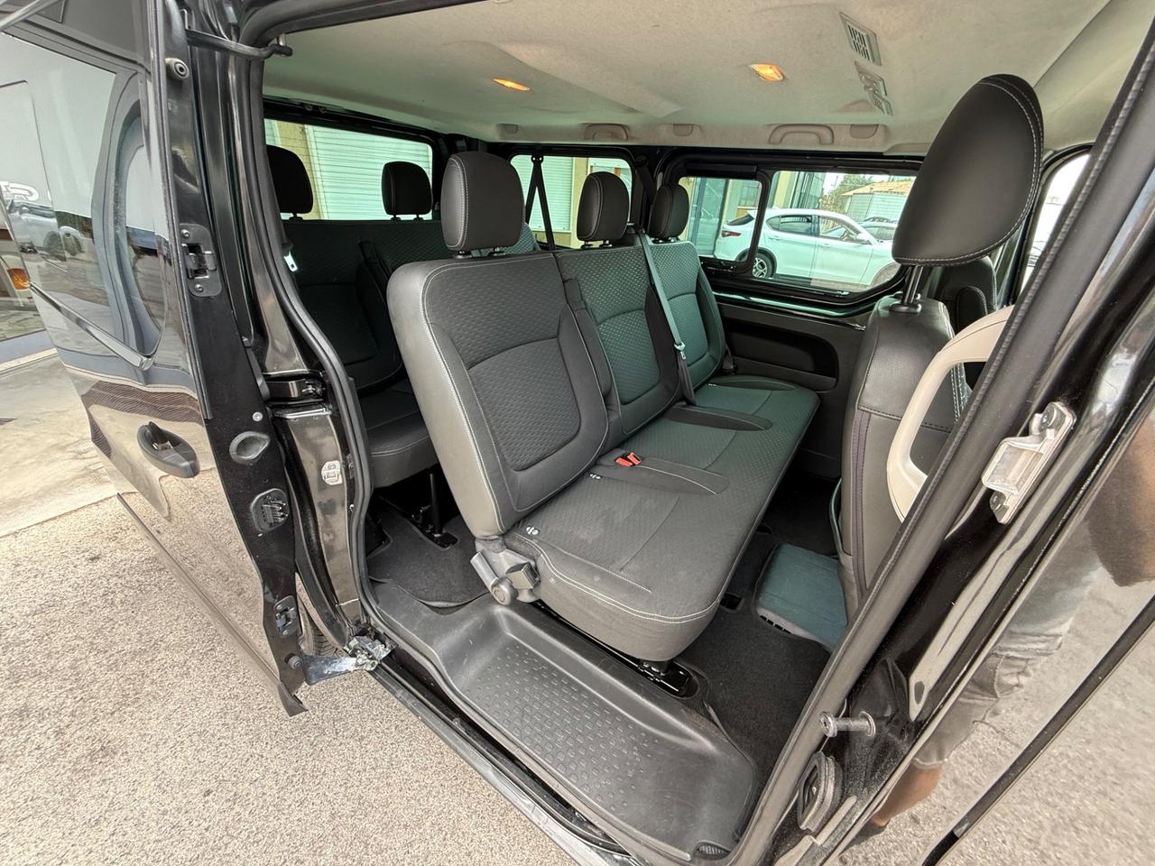 Opel Vivaro 1.6 BiTurbo 145CV - 8 Posti