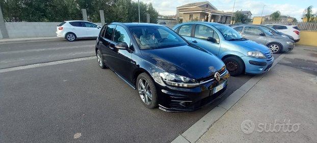 Volkswagen Golf Sport