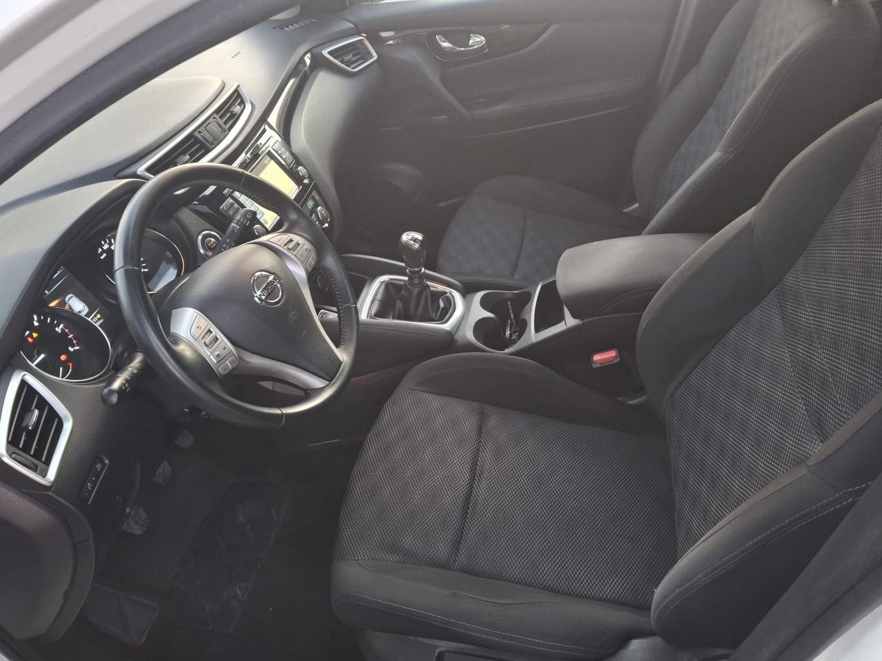 Nissan Qashqai 1.5 dCi N-Connecta