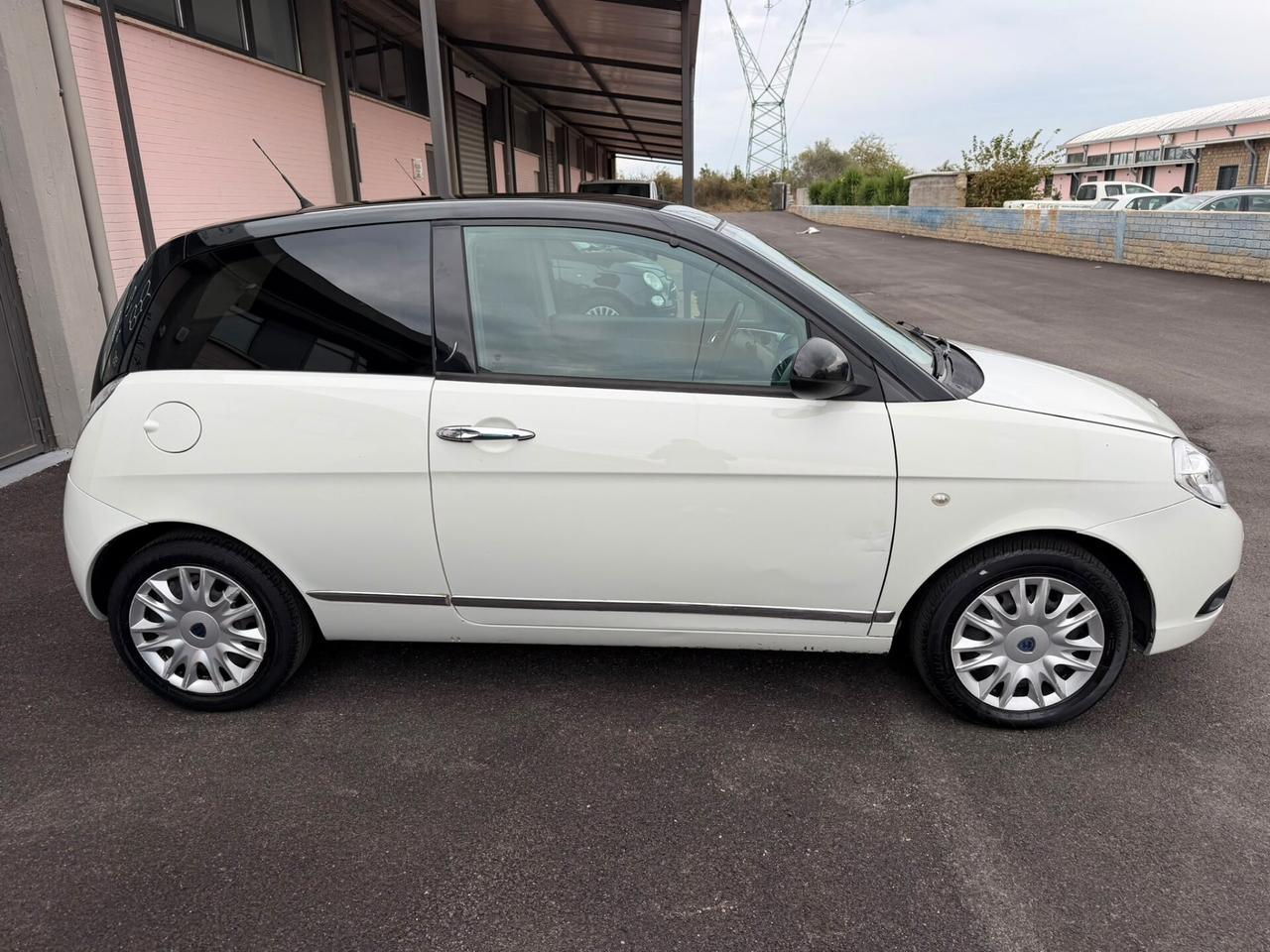 Lancia Ypsilon 1.2 GPL 60cv