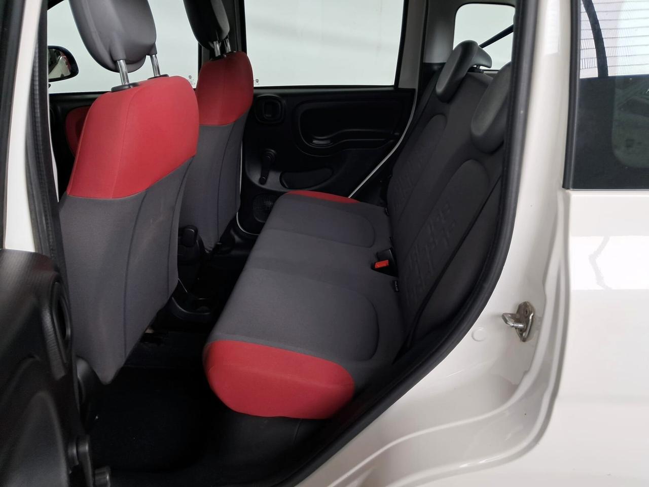 Fiat Panda 0.9 TwinAir Turbo Natural Power Lounge
