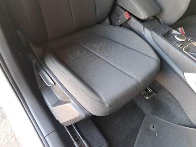 AUDI Q2 30 TDI S tronic Business