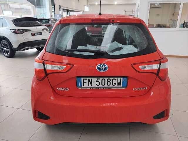 Toyota Yaris 1.5 Hybrid 5 porte Cool