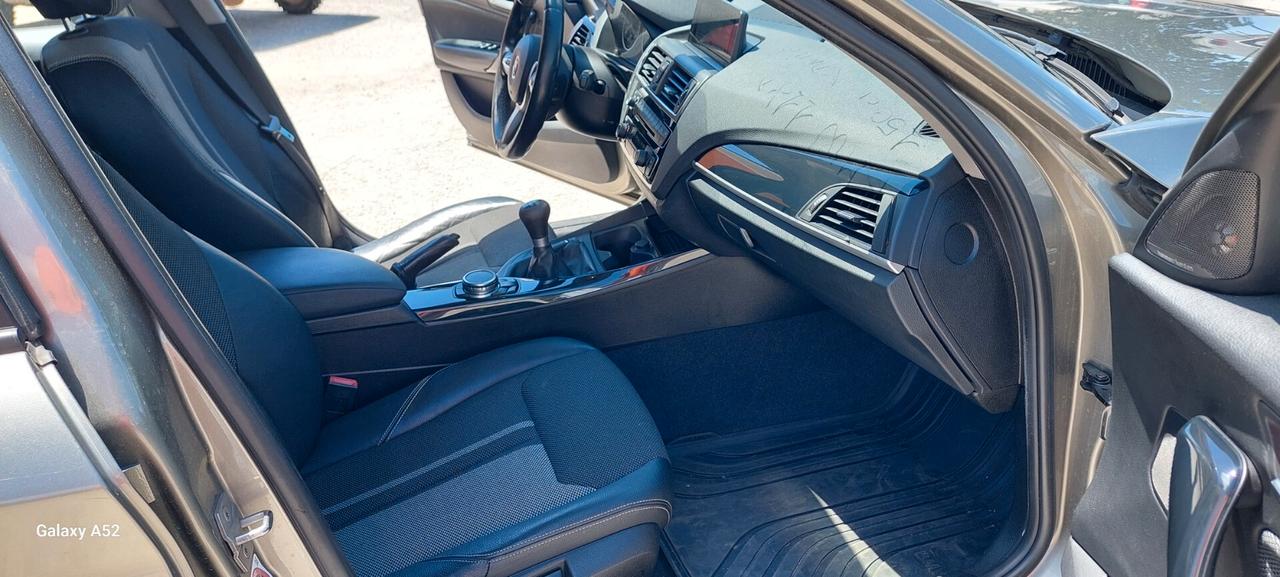 Bmw 118 118d xDrive 5p. Urban