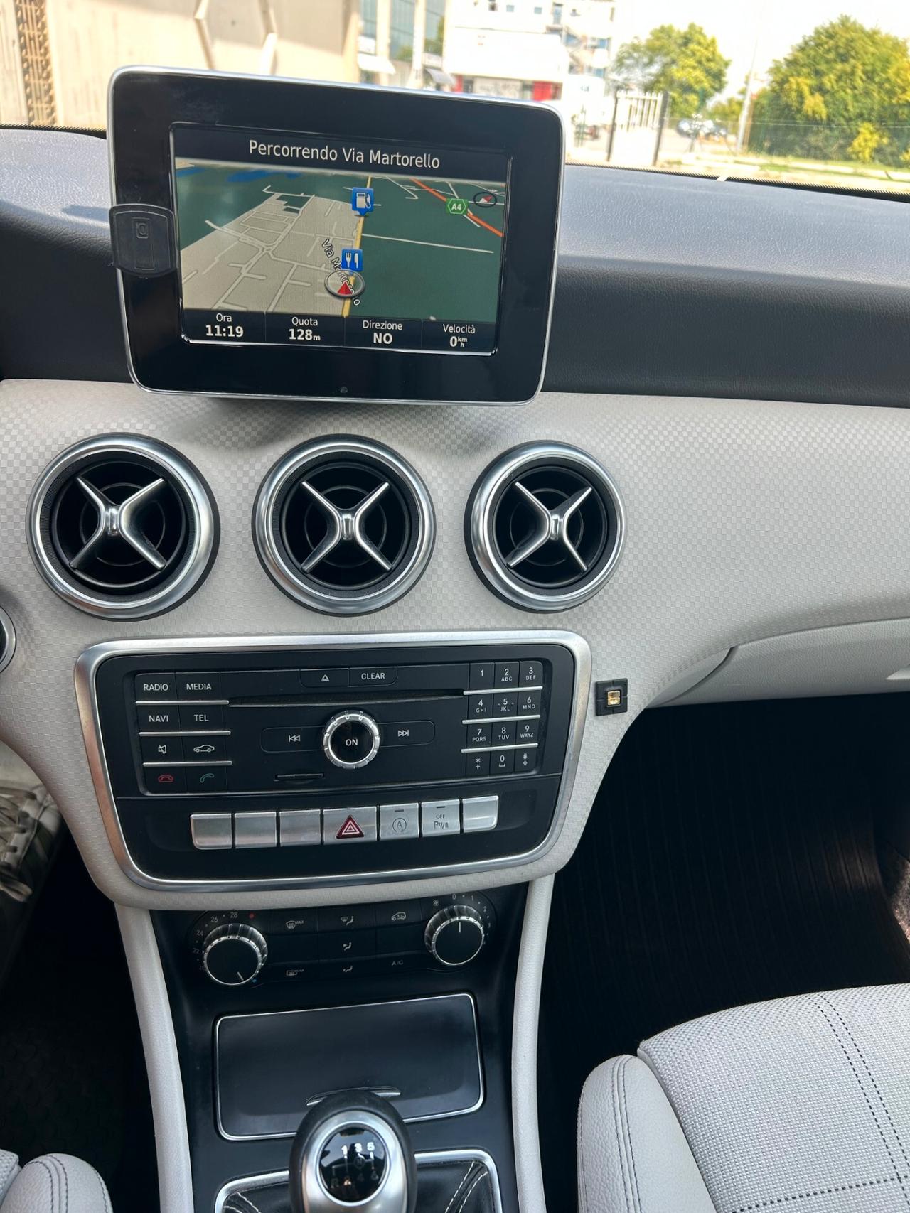 Mercedes classe a 200 CDI Sport unico proprietario tutta tagliandata mercedes ok neopatentati