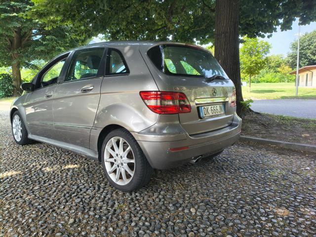 MERCEDES-BENZ B 180 CDI