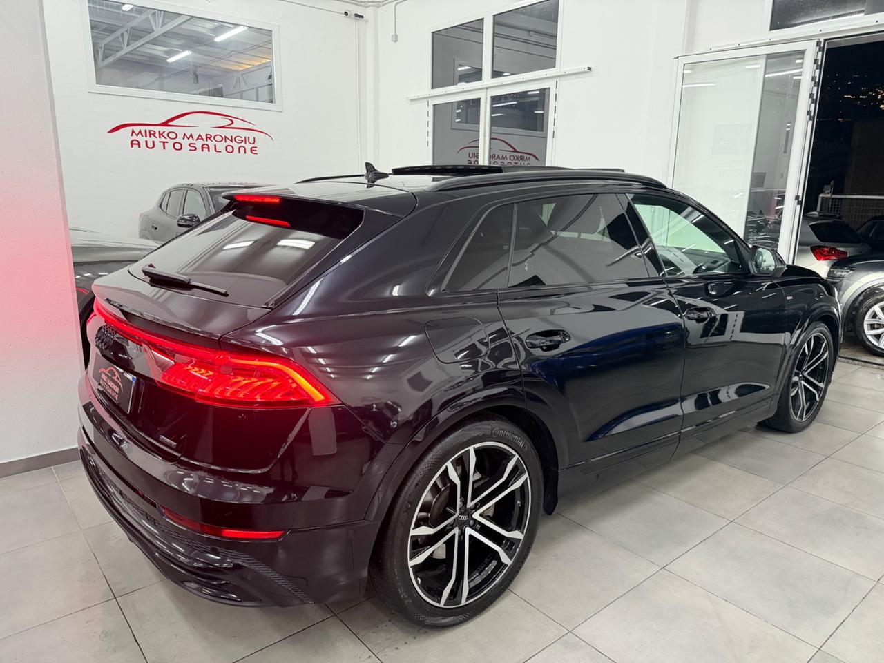 Audi Q8 50 TDI 286 CV quattro S-line FINANZIABILE