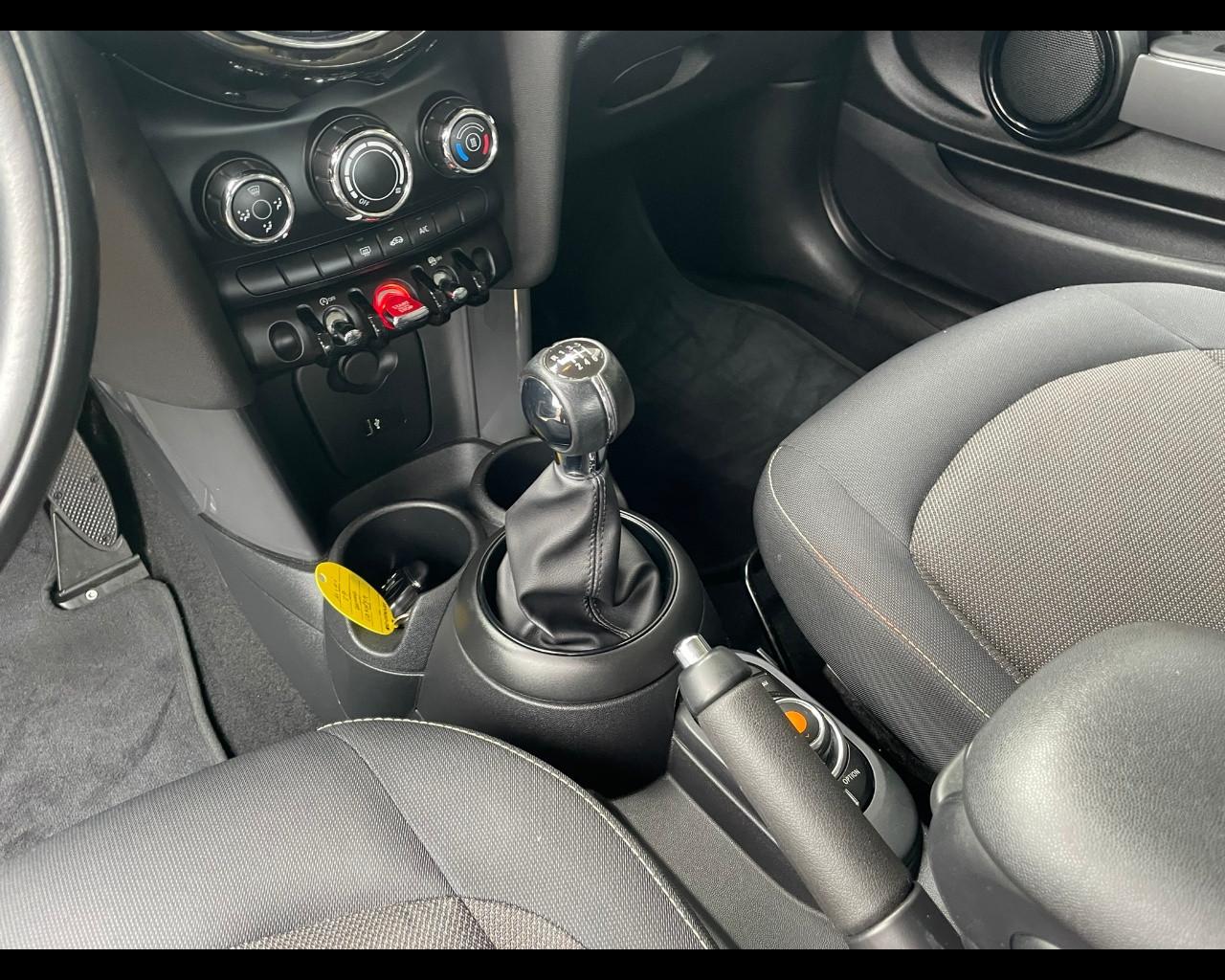 MINI Mini 4ª serie (F56) - Mini 1.5 One 75 CV