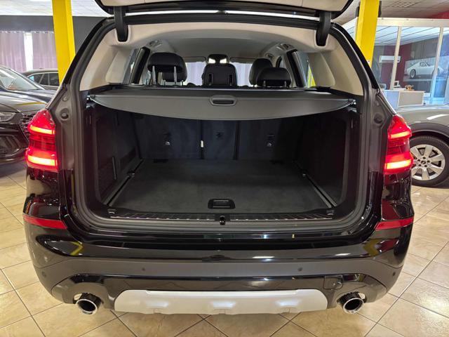 BMW X3 xDrive20d Luxury ** KM E SERVICE CERT. BMW **