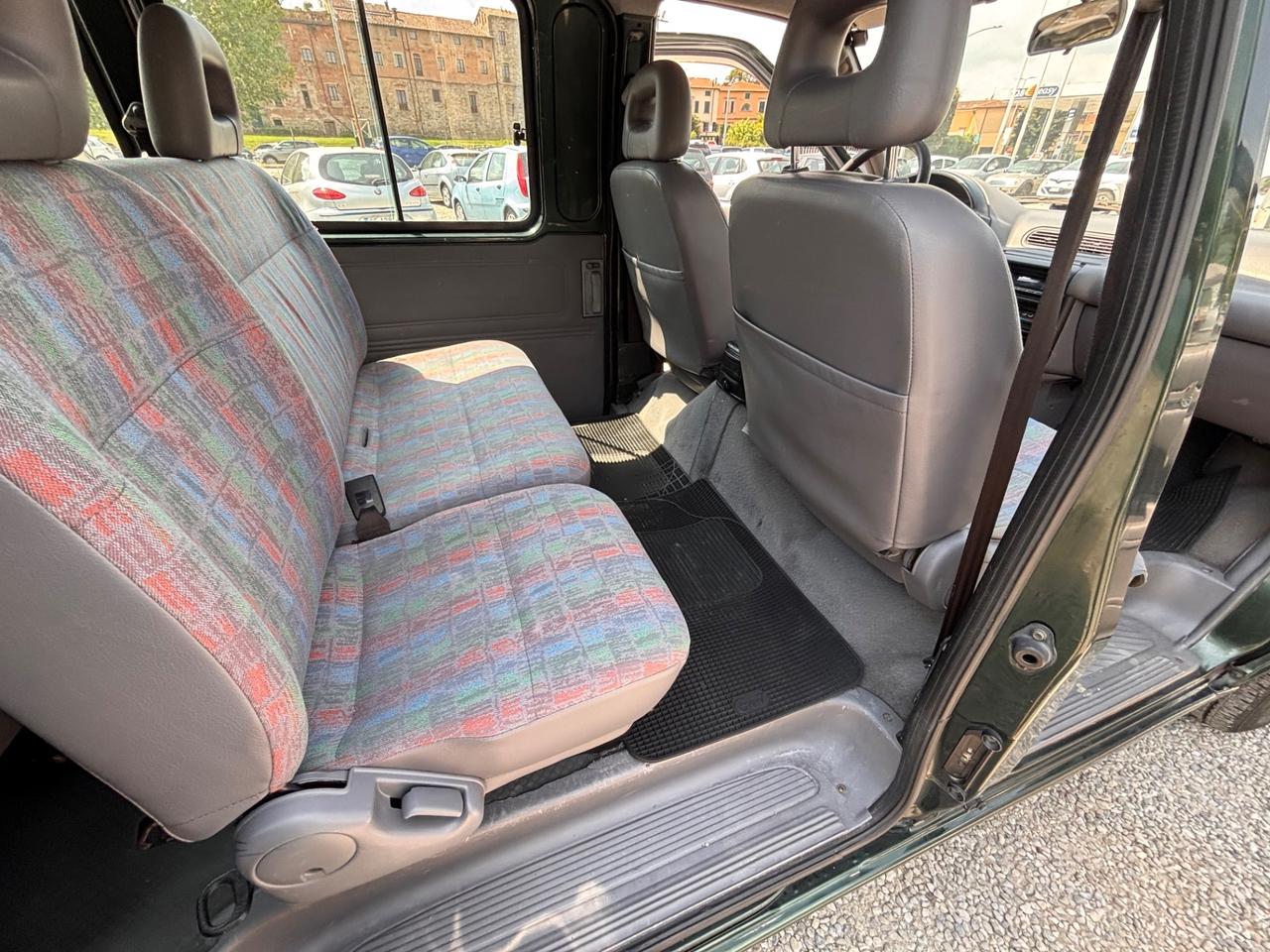 Nissan Vanette 2.3 diesel aspirato 8 posti