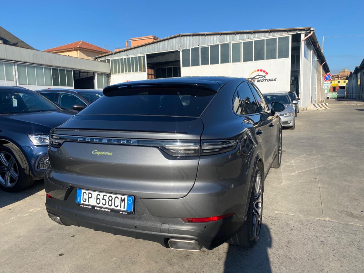 Porsche Cayenne Coupé 3.0 V6 E-Hybrid Platinum Edition